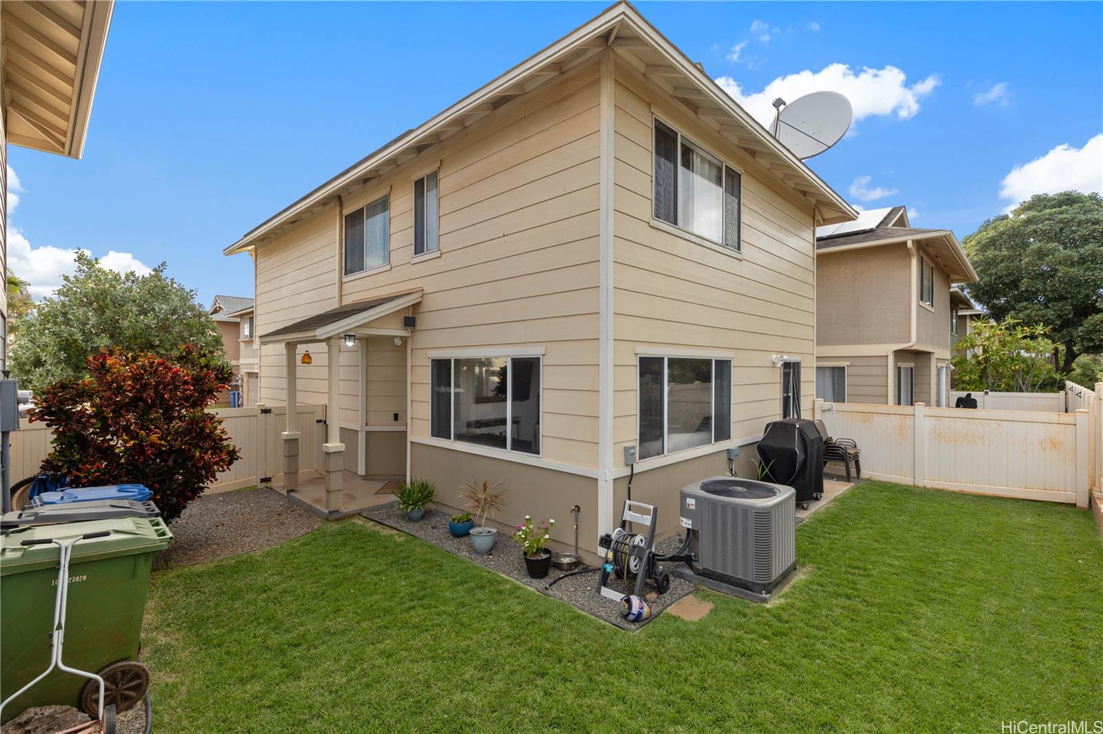 91-418  Makalea Street Ewa Gen Las Brisas, Ewaplain home - photo 8 of 20