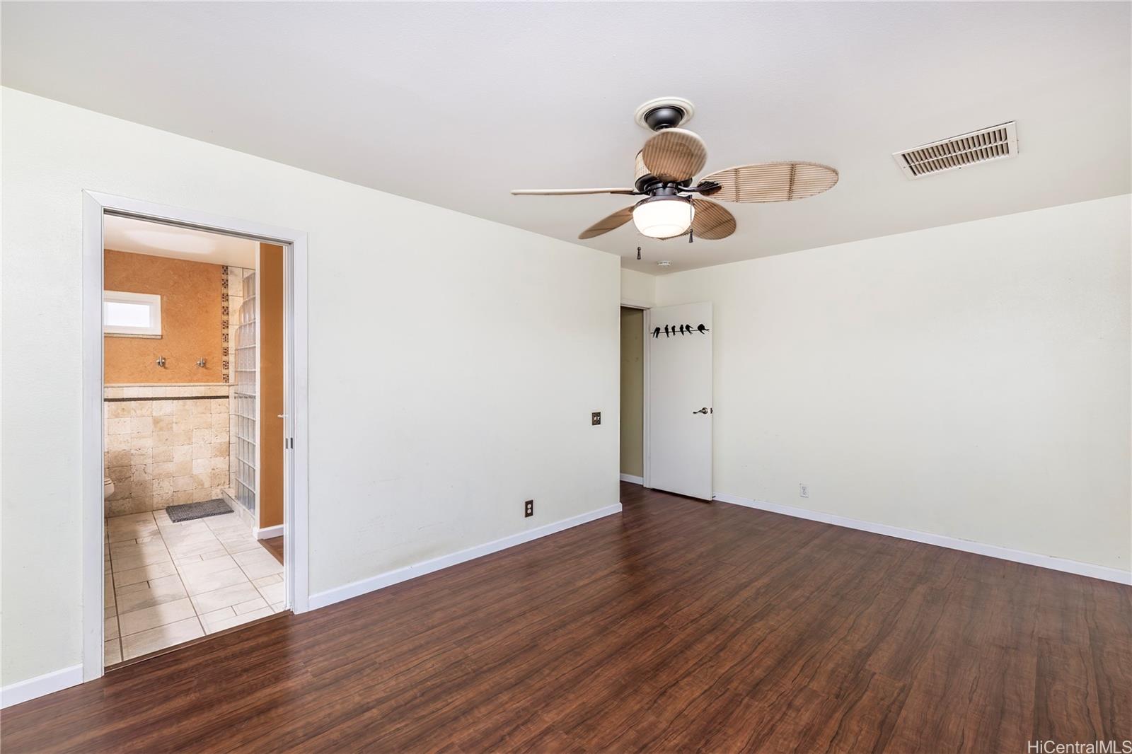 91-430  Makalea Street Ewa Gen Las Brisas, Ewaplain home - photo 7 of 17