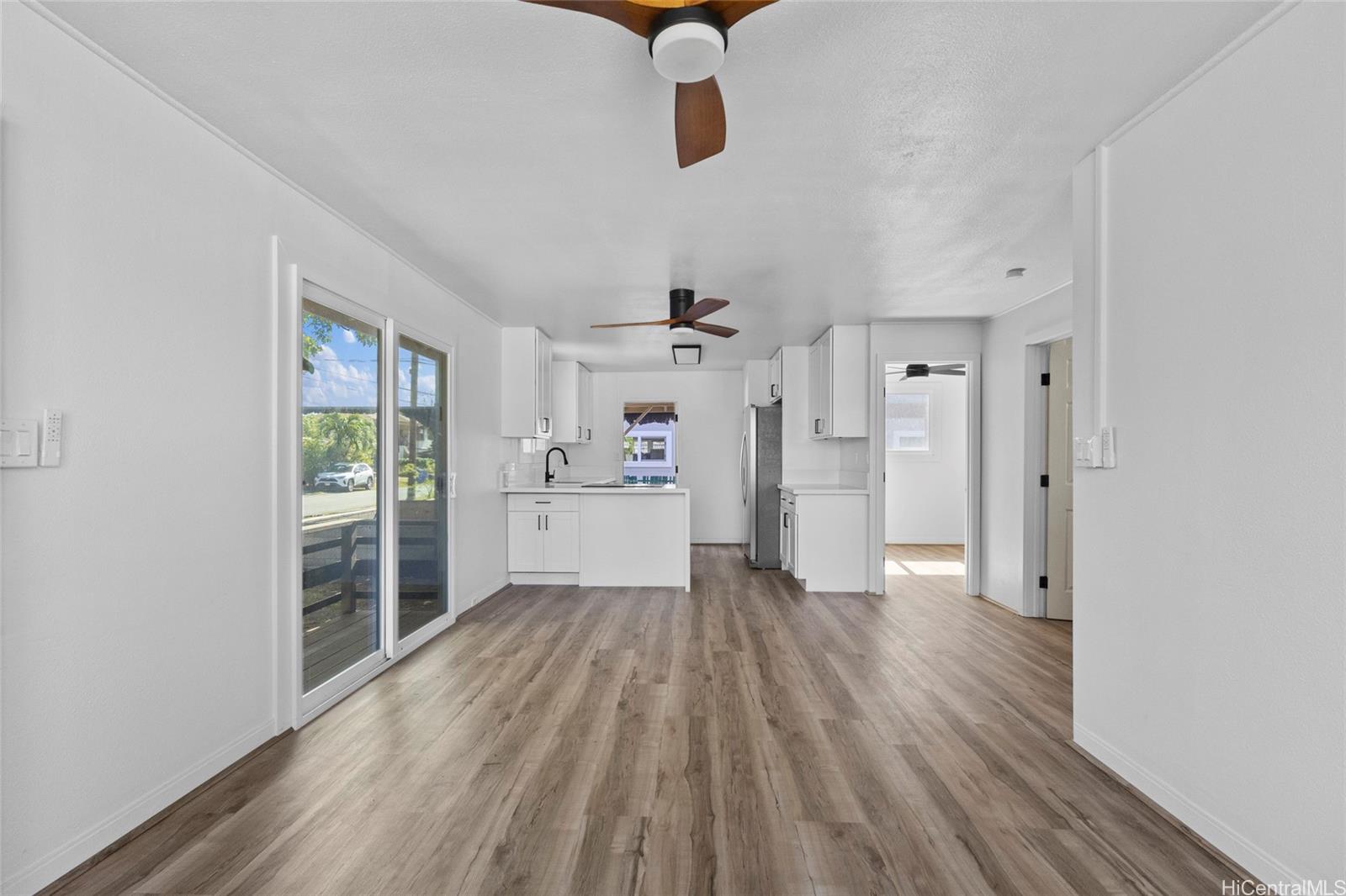 91-433  Ewa Beach Road Ewa Beach, Ewaplain home - photo 2 of 13