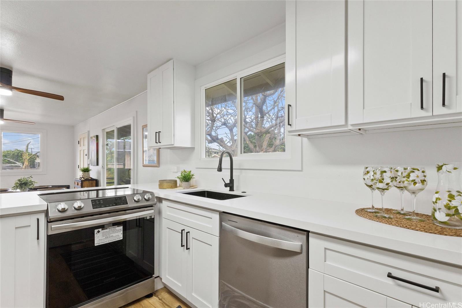 91-433  Ewa Beach Road Ewa Beach, Ewaplain home - photo 11 of 22