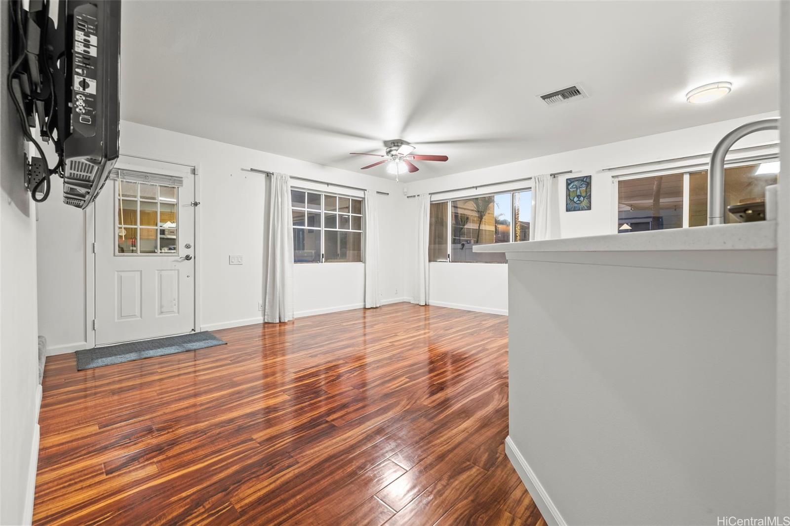 91-438 Makalea Street Ewa Beach - Rental - photo 4 of 20