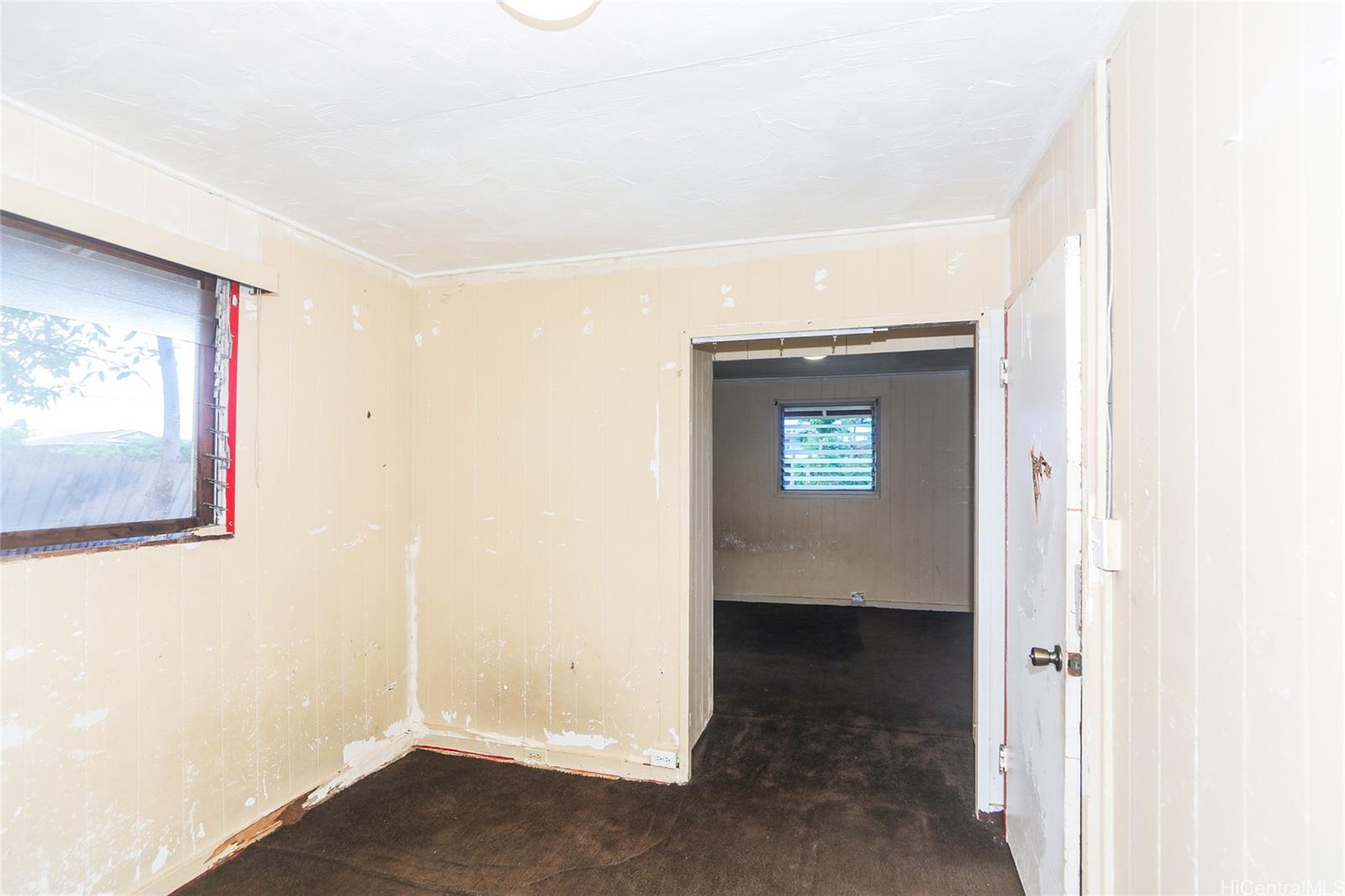 91-454  Papipi Rd Ewa Beach, Ewaplain home - photo 11 of 22