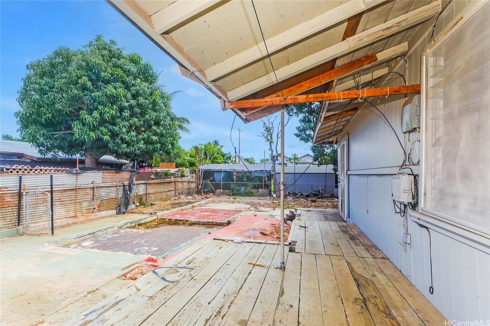 91-454  Papipi Rd Ewa Beach, Ewaplain home - photo 14 of 22