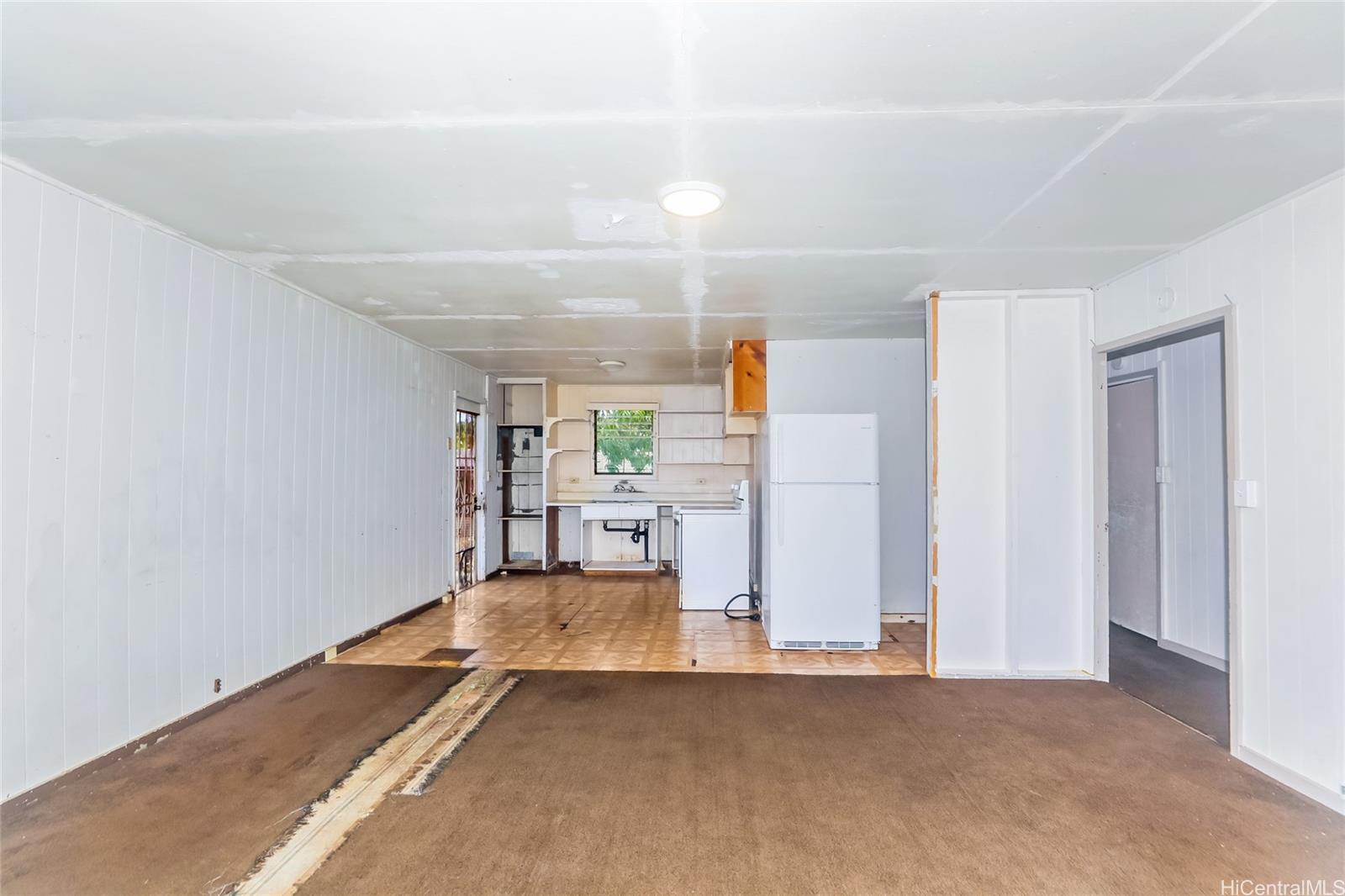 91-454  Papipi Rd Ewa Beach, Ewaplain home - photo 4 of 22