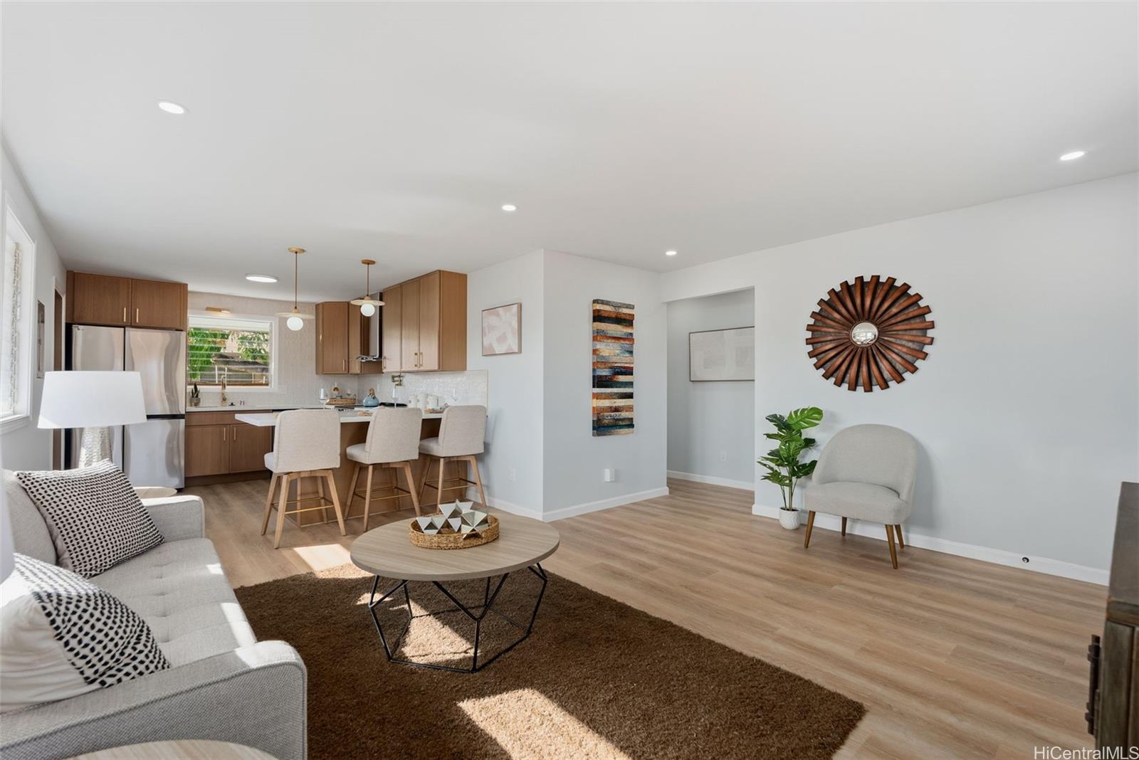 91-454  Papipi Road Ewa Beach, Ewaplain home - photo 2 of 25