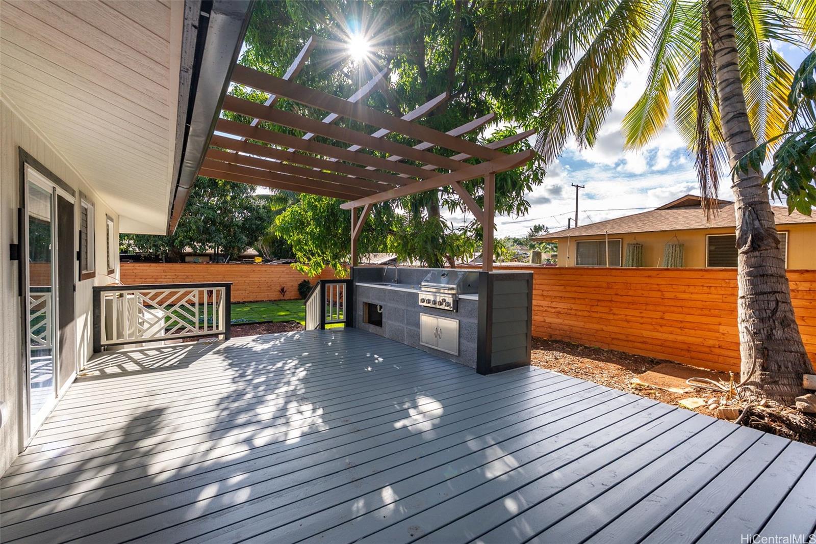 91-454  Papipi Road Ewa Beach, Ewaplain home - photo 14 of 25