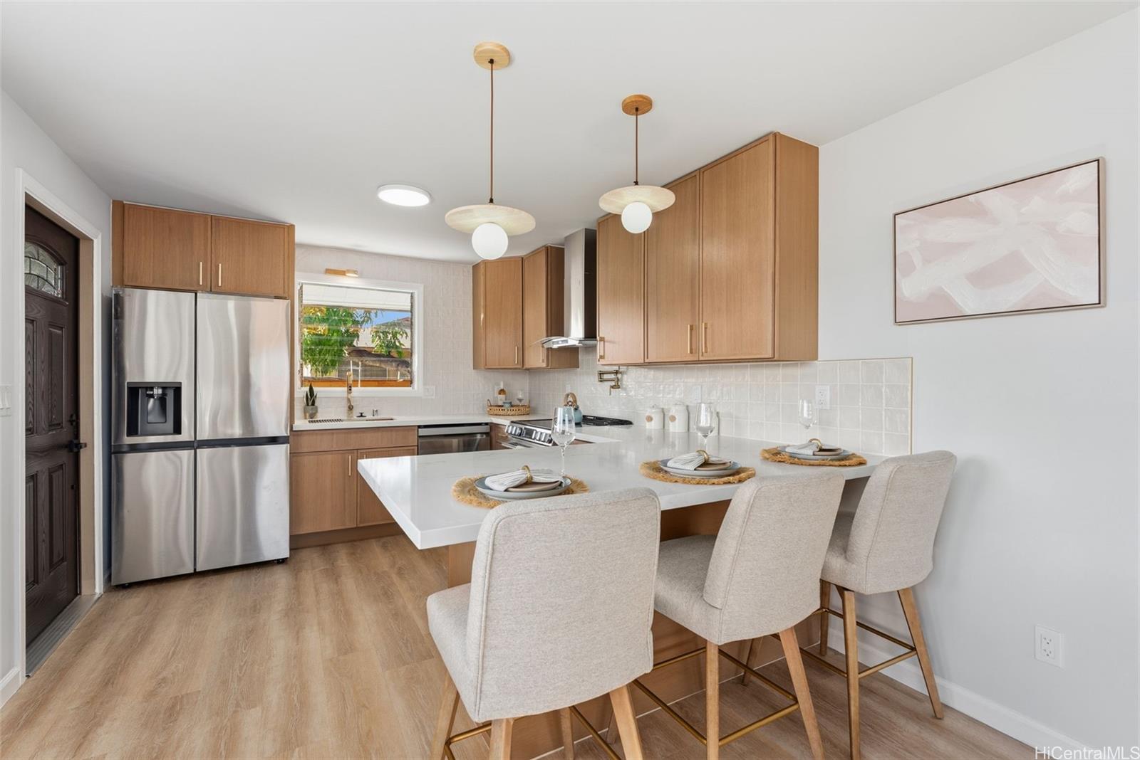 91-454  Papipi Road Ewa Beach, Ewaplain home - photo 5 of 25