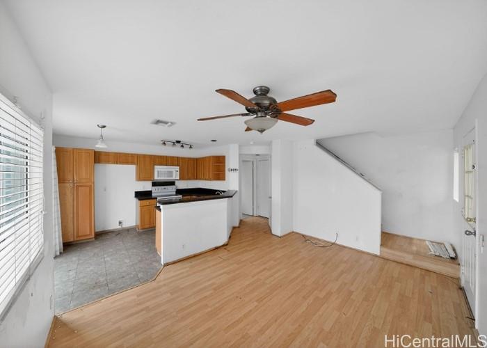 91-460  Makalea Street Ewa Gen Las Brisas, Ewaplain home - photo 13 of 21