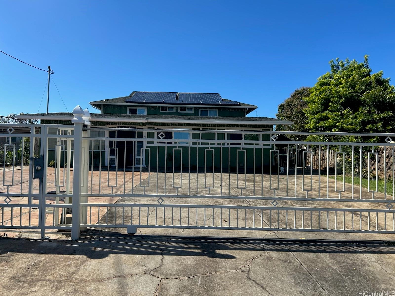 91-518 Onelua Street Ewa Beach - Multi-family - photo 2 of 18