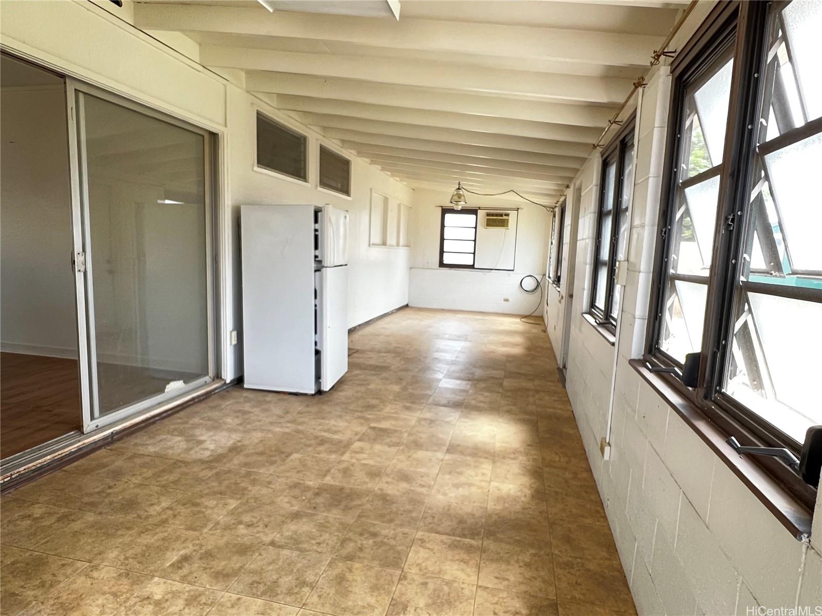 91-519  Papipi Road Ewa Beach, Ewaplain home - photo 8 of 21