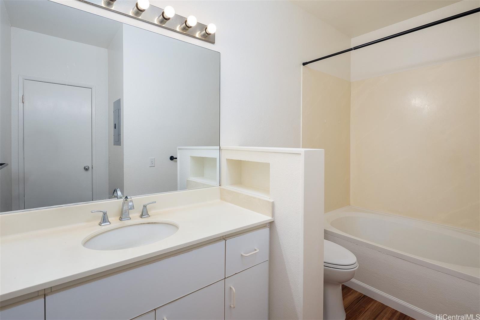 91-525 Puamaeole Street Ewa Beach - Rental - photo 12 of 19