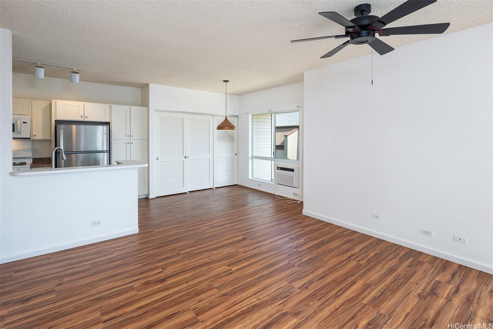 91-525 Puamaeole Street Ewa Beach - Rental - photo 4 of 19