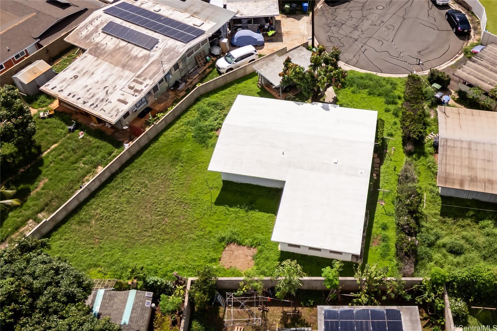 91-598  Aikanaka Pl Ewa Beach, Ewaplain home - photo 2 of 21