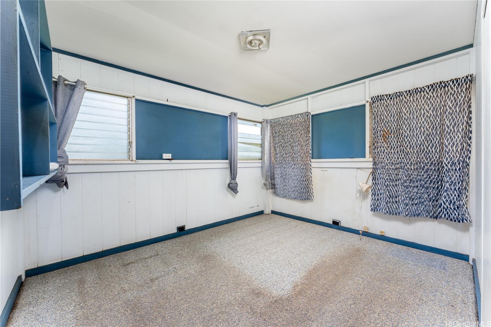 91-598  Aikanaka Pl Ewa Beach, Ewaplain home - photo 16 of 21