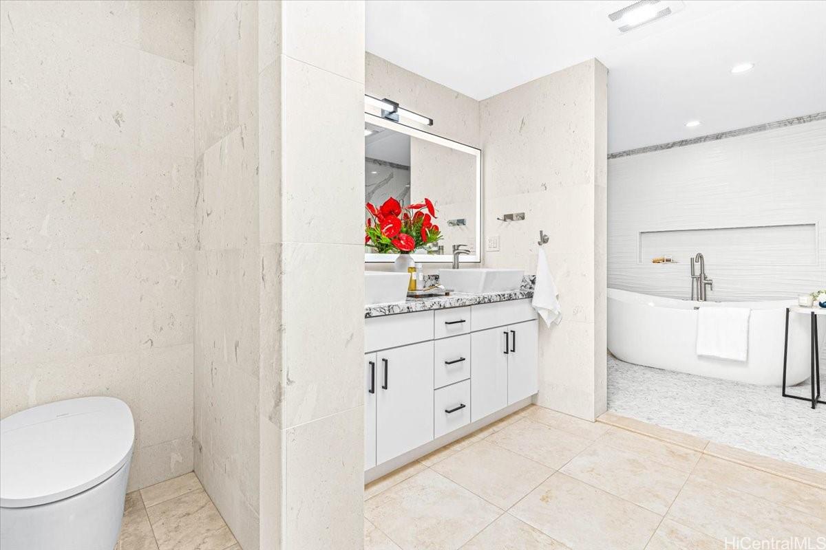 916  Hunakai Street Kahala Area, Diamond Head home - photo 18 of 25