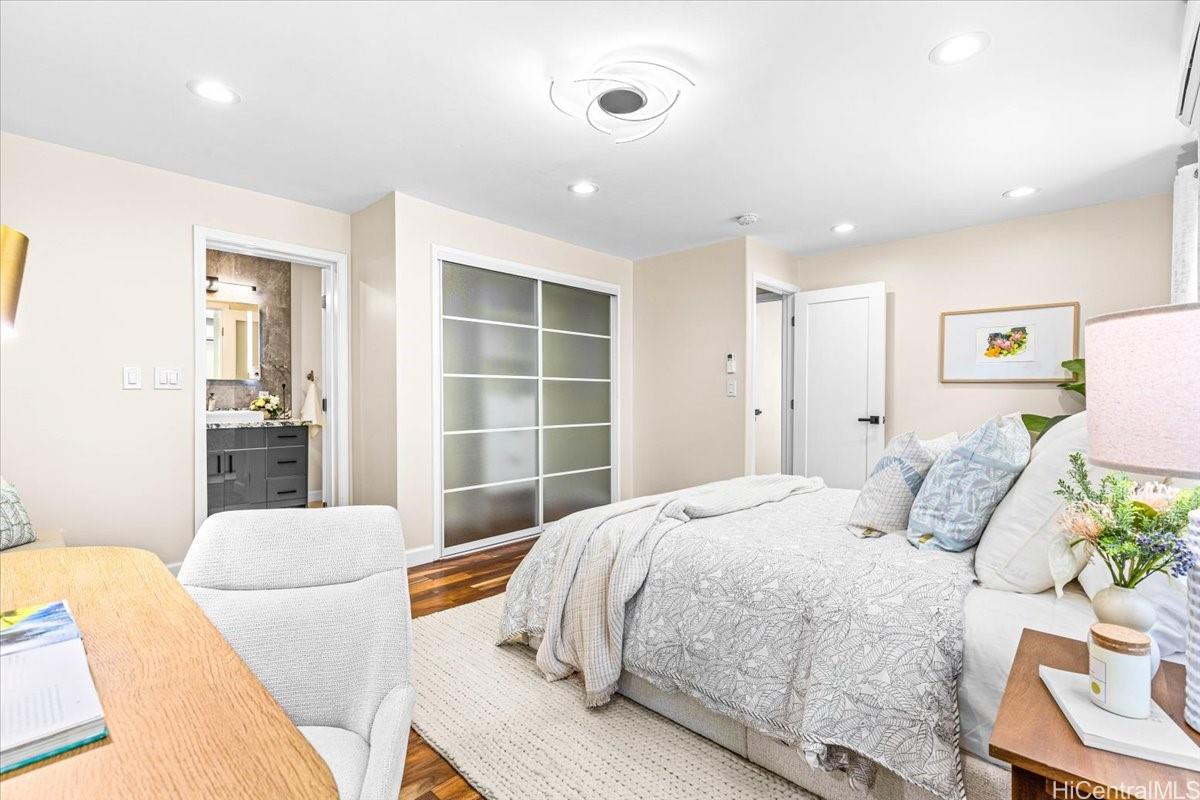 916  Hunakai Street Kahala Area, Diamond Head home - photo 21 of 25