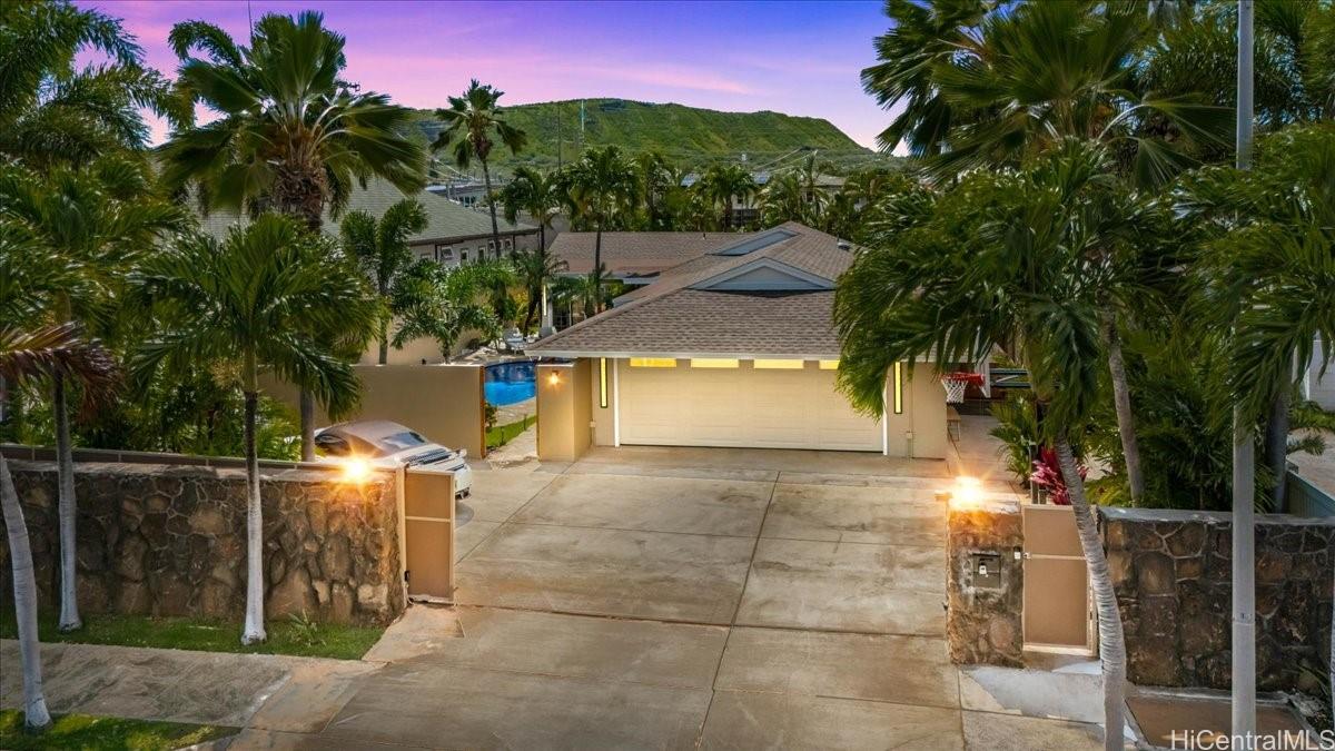 916  Hunakai Street Kahala Area, Diamond Head home - photo 7 of 25