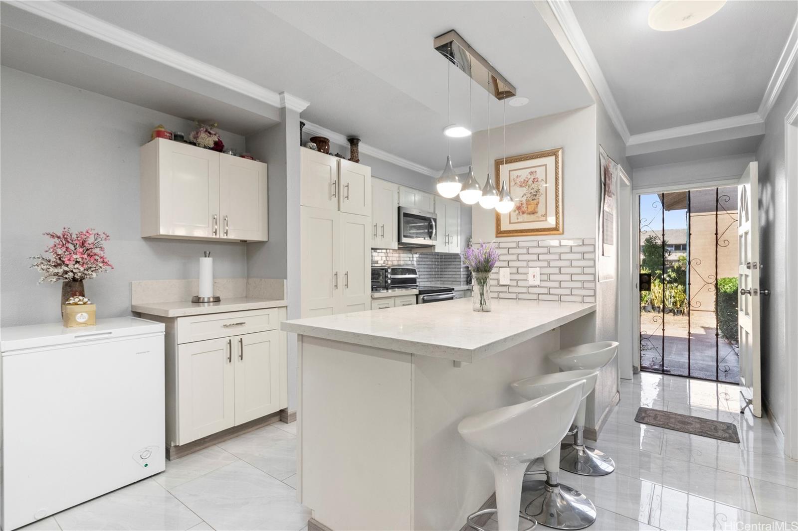 91-613 Kilaha Street townhouse # 71, Ewa Beach, Hawaii - photo 4 of 20