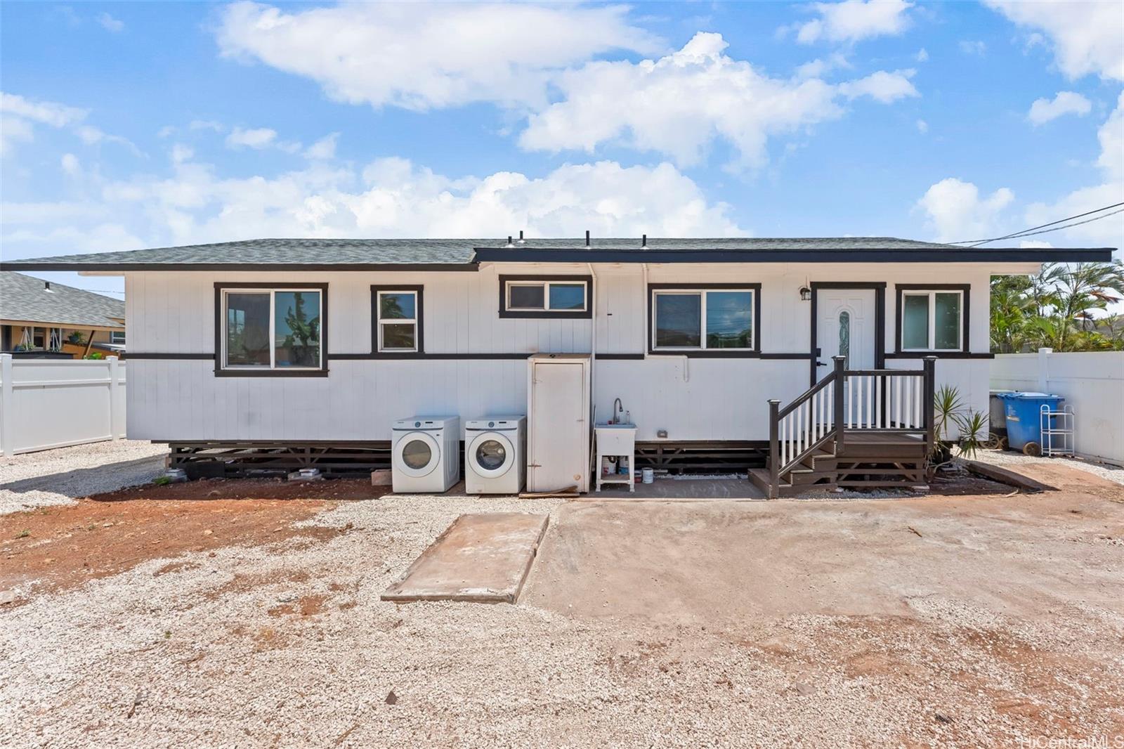 91-623A  Pohakupuna Road Ewa Beach, Ewaplain home - photo 14 of 15