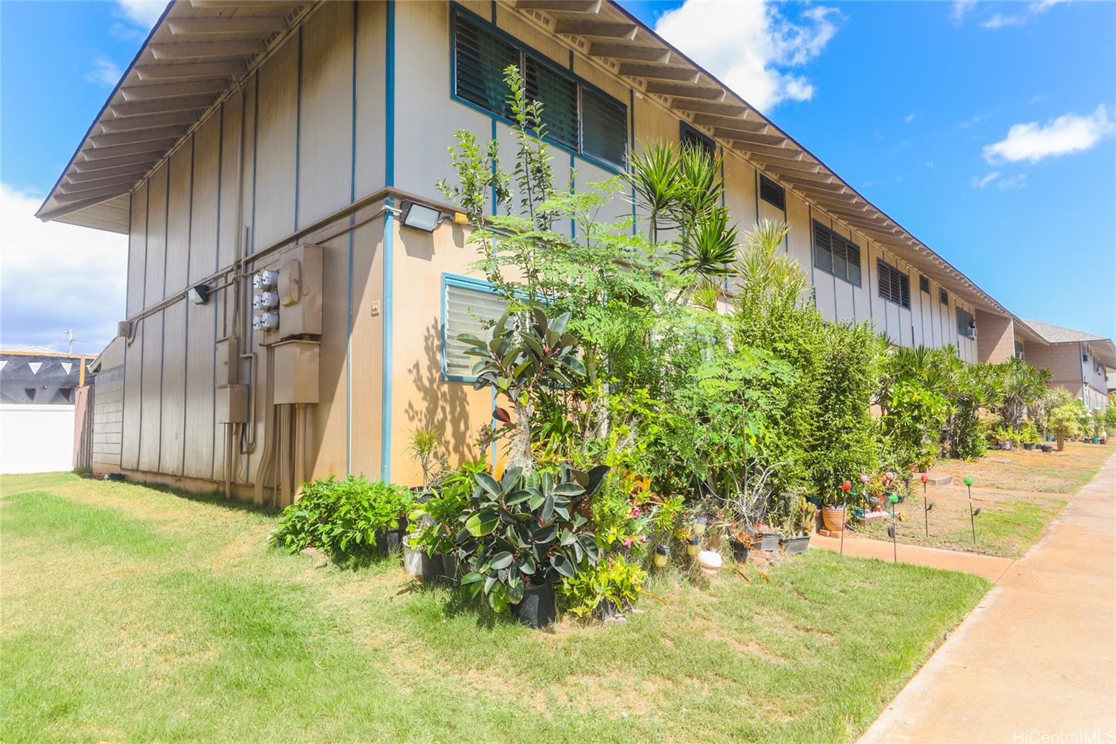 91-627 Kilaha Street townhouse # 9, Ewa Beach, Hawaii - photo 22 of 23