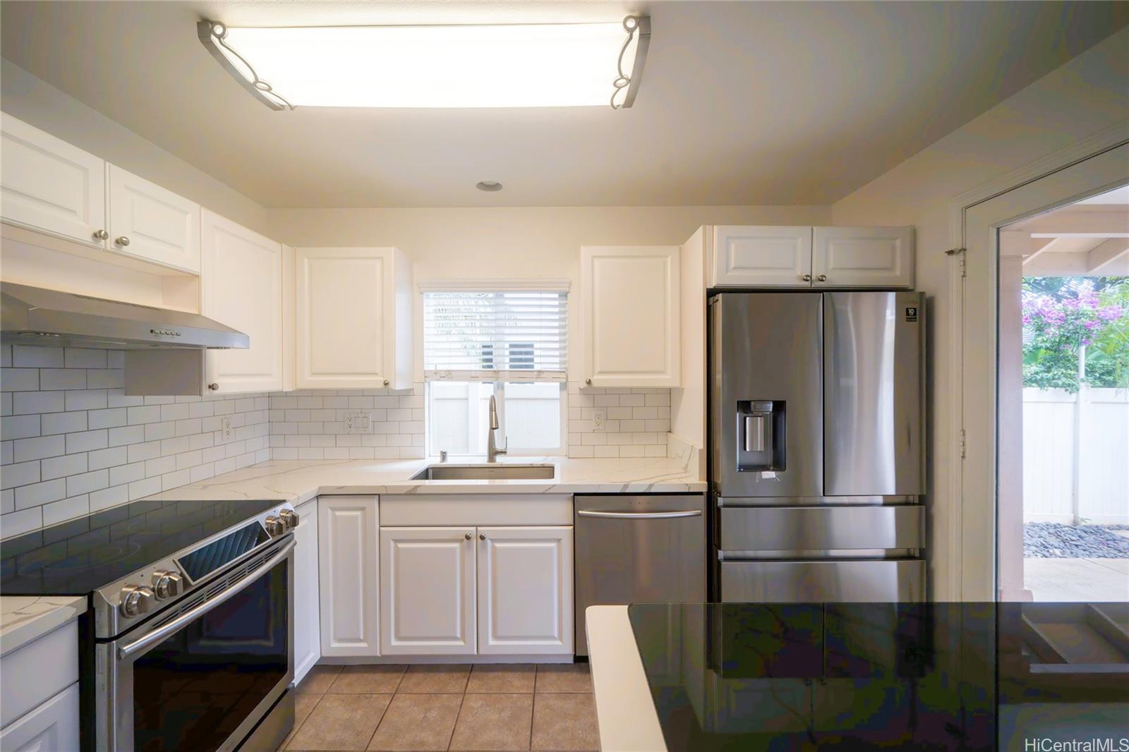 91-6417  Kapolei Pkwy Ocean Pointe, Ewaplain home - photo 2 of 6