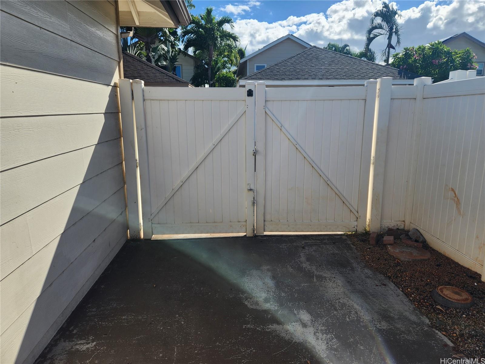 91-6491 Kapolei Pkwy Ewa Beach - Rental - photo 4 of 19