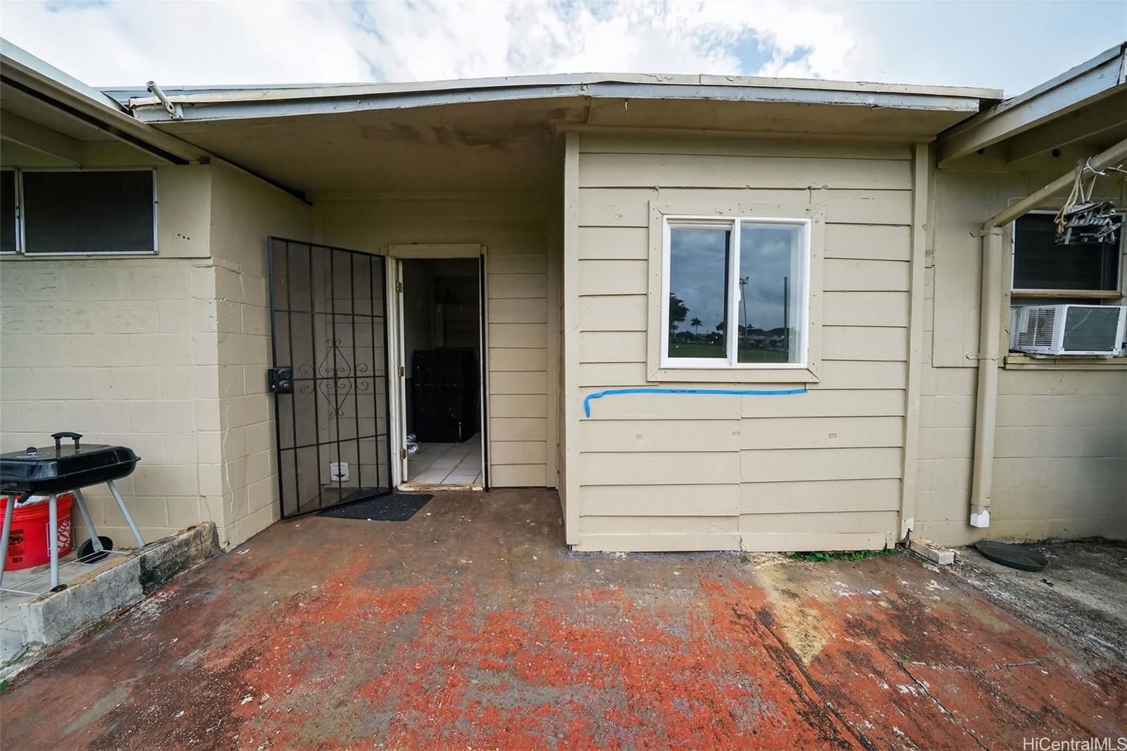 Ewalani Village condo # E8, Ewa Beach, Hawaii - photo 4 of 4