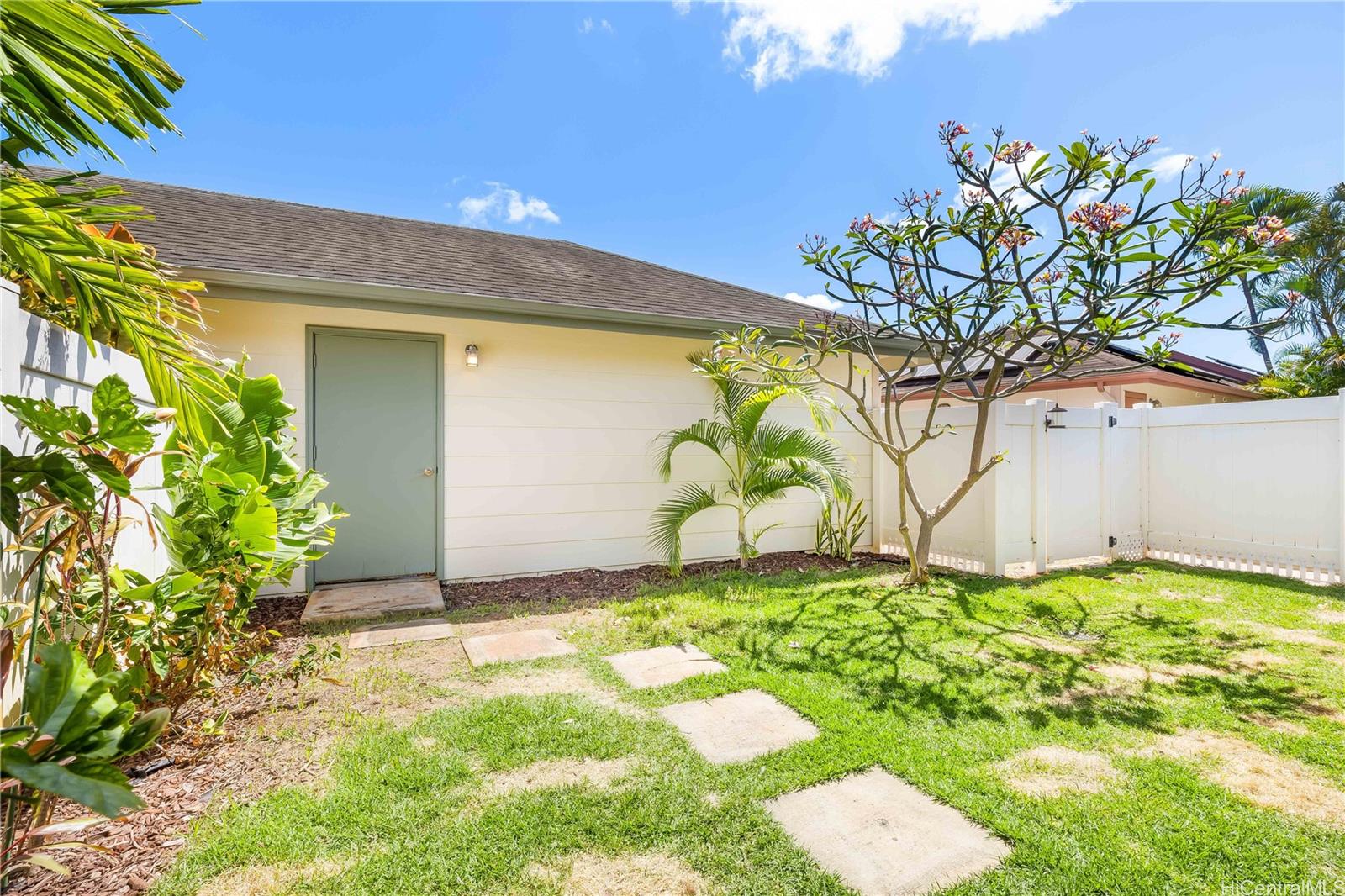 Ocean Pointe townhouse # 3F6, Ewa Beach, Hawaii - photo 19 of 23