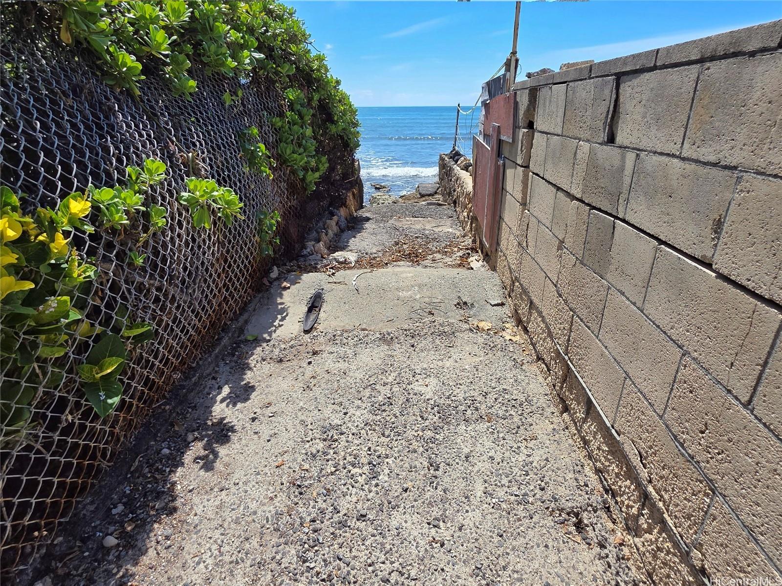 91-669  Pohakupuna Road Ewa Beach, Ewaplain home - photo 12 of 15