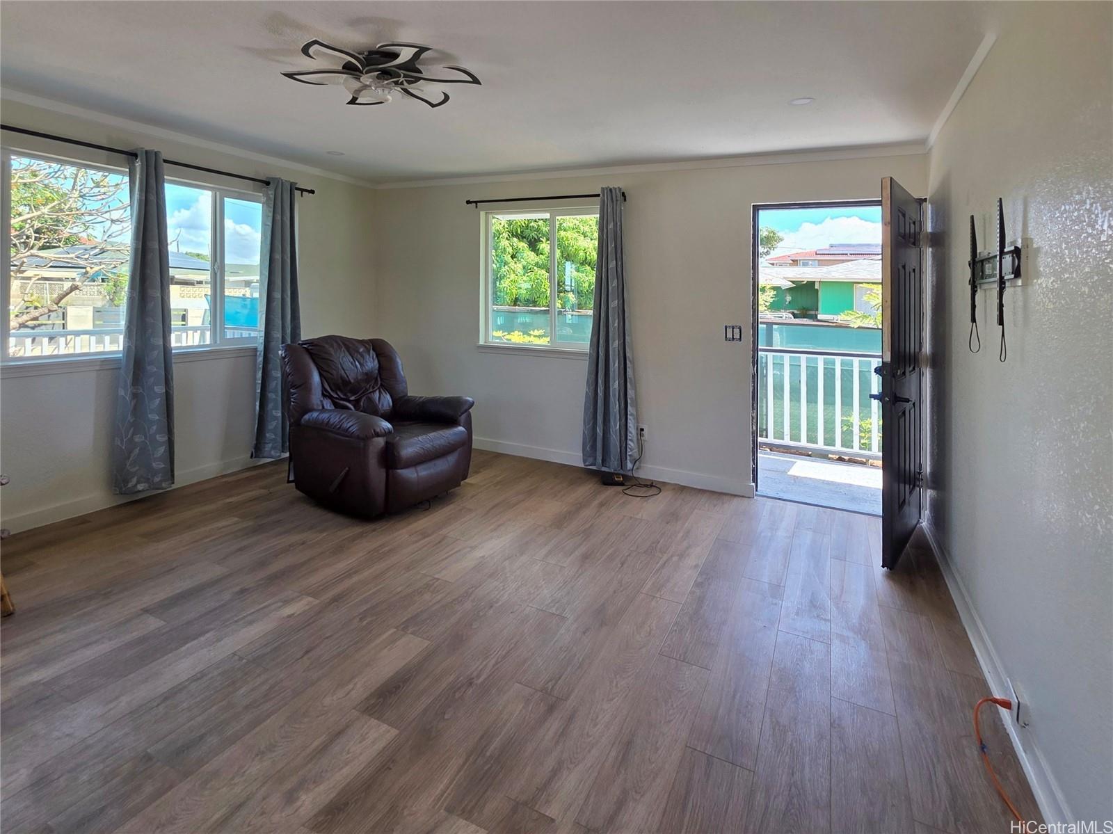 91-669  Pohakupuna Road Ewa Beach, Ewaplain home - photo 5 of 15