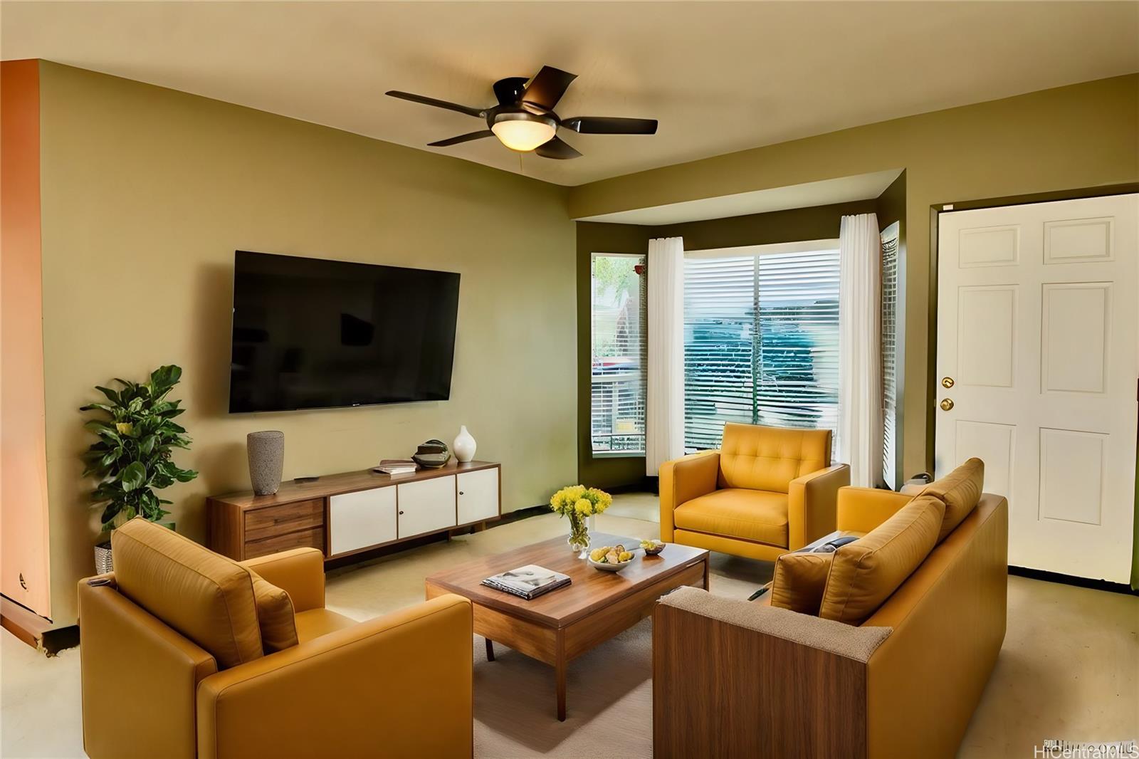 Palm Court condo # 28R, Ewa Beach, Hawaii - photo 2 of 2