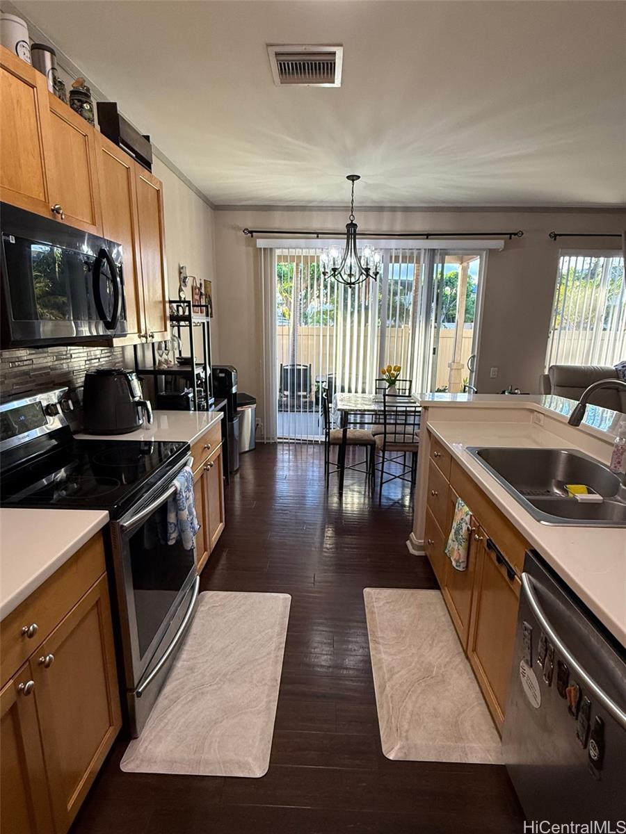 91-698  Makalea Street Ewa Gen Tiburon, Ewaplain home - photo 7 of 16