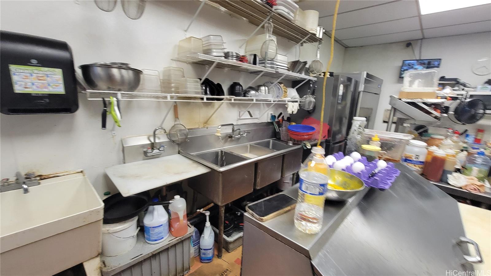 91-771 Papipi Rd Ewa Beach  - photo 4 of 5