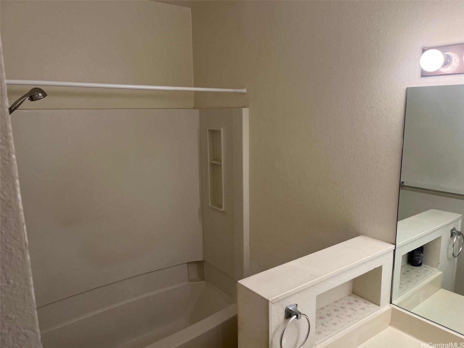 Palm Court condo # 14U, Ewa Beach, Hawaii - photo 6 of 10