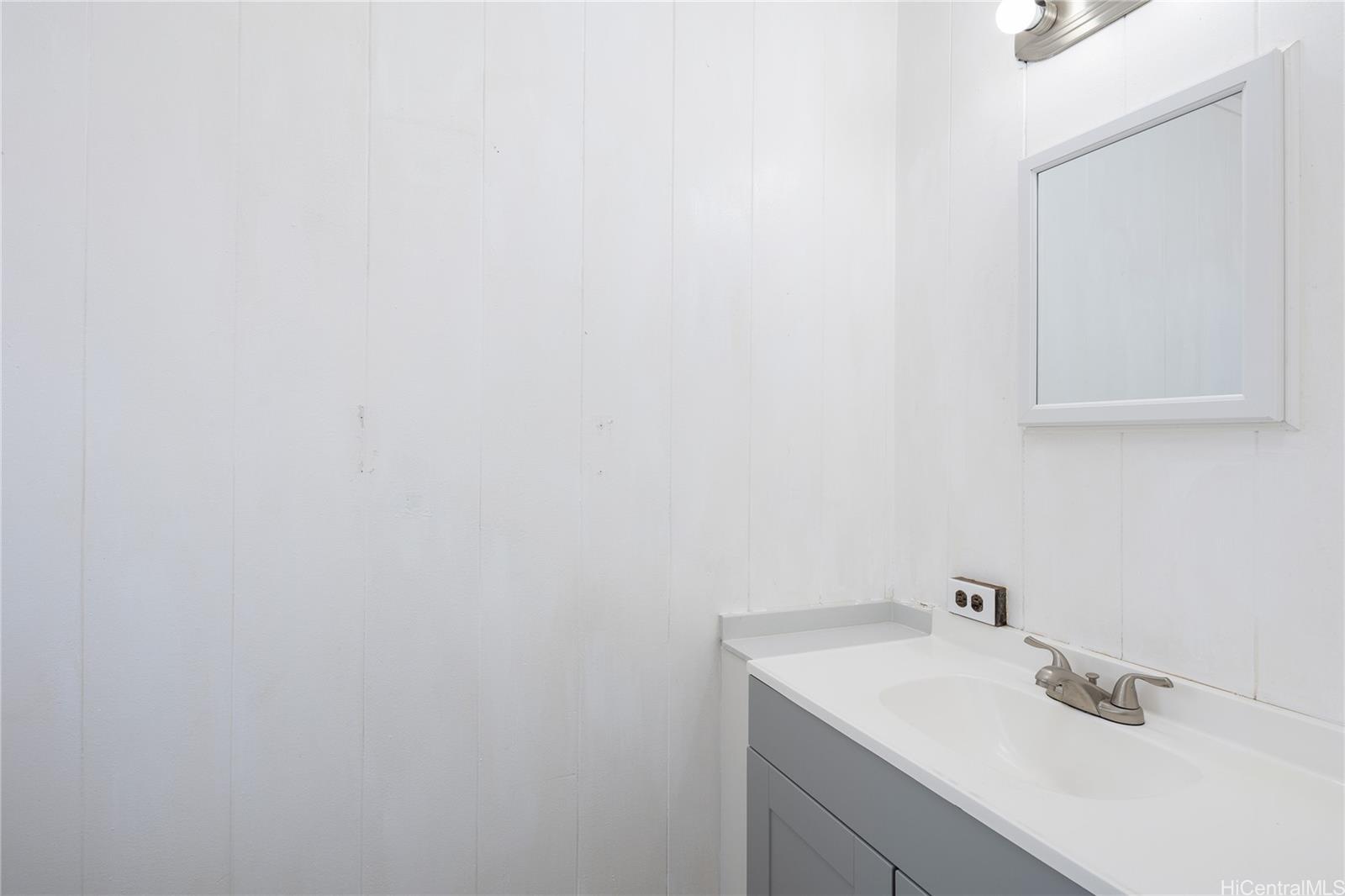 91-820  Lipaki Place Ewa Beach, Ewaplain home - photo 14 of 25