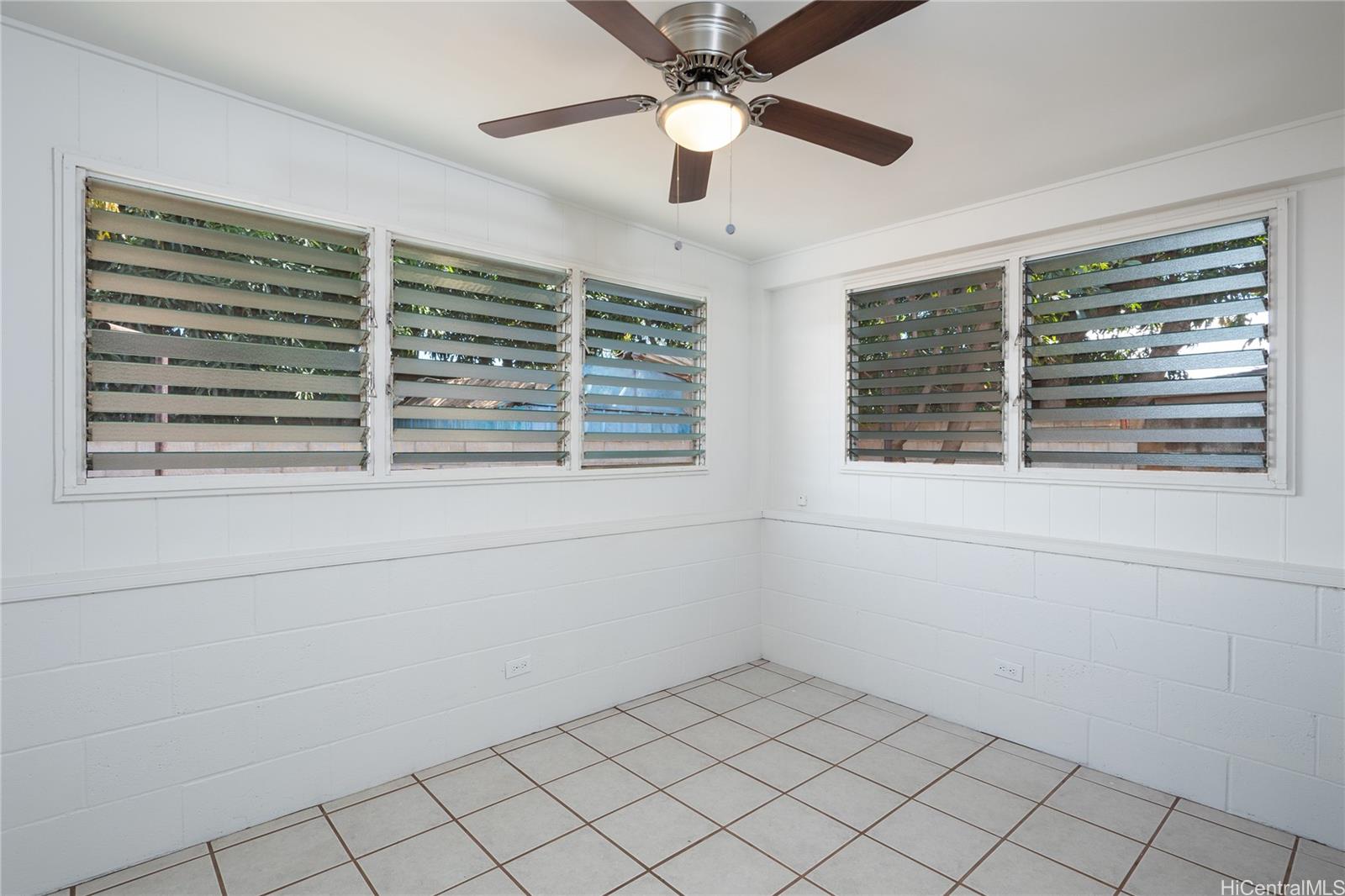 91-820  Lipaki Place Ewa Beach, Ewaplain home - photo 17 of 25