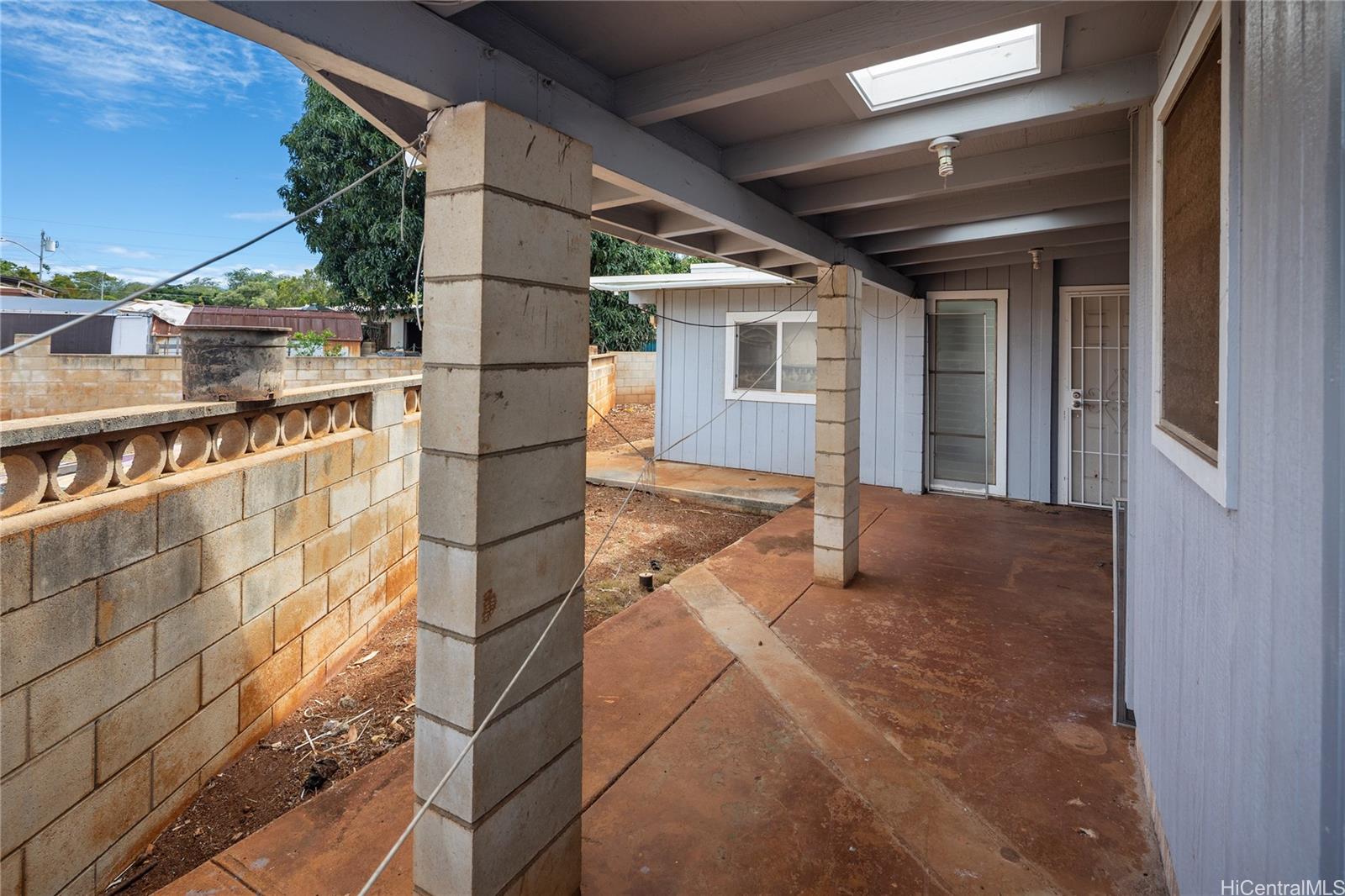 91-820  Lipaki Place Ewa Beach, Ewaplain home - photo 22 of 25