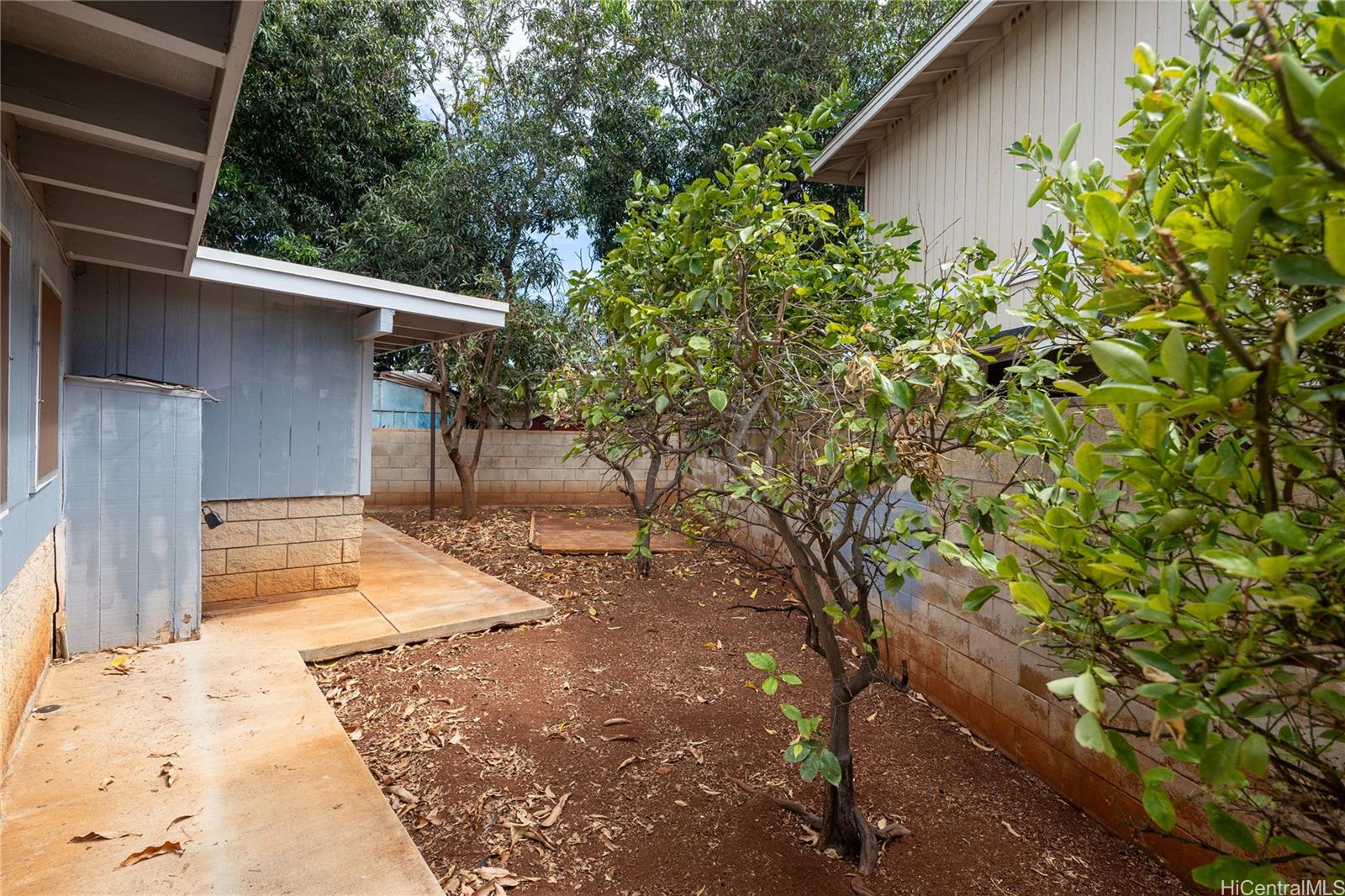 91-820  Lipaki Place Ewa Beach, Ewaplain home - photo 23 of 25