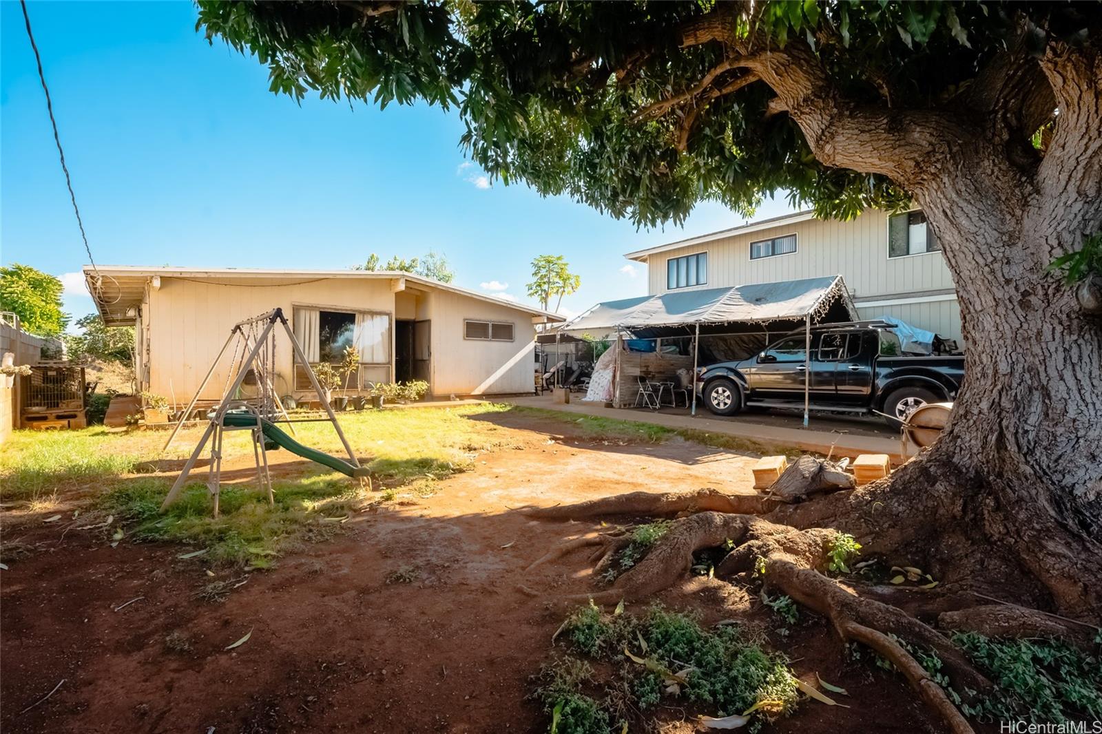 91-821  Kehue St Ewa Beach, Ewaplain home - photo 3 of 6