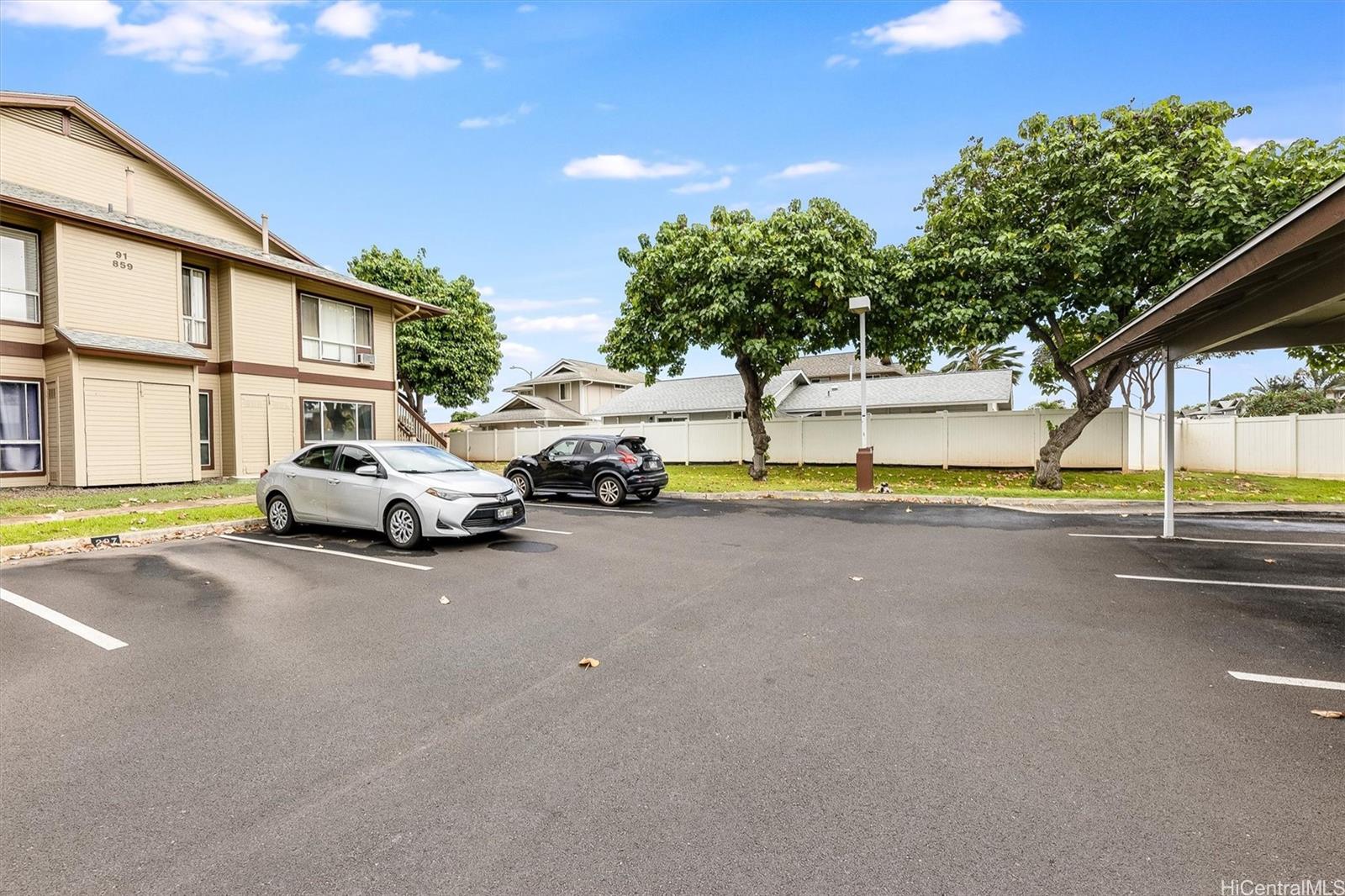 Palm Court condo # 11D, Ewa Beach, Hawaii - photo 3 of 25