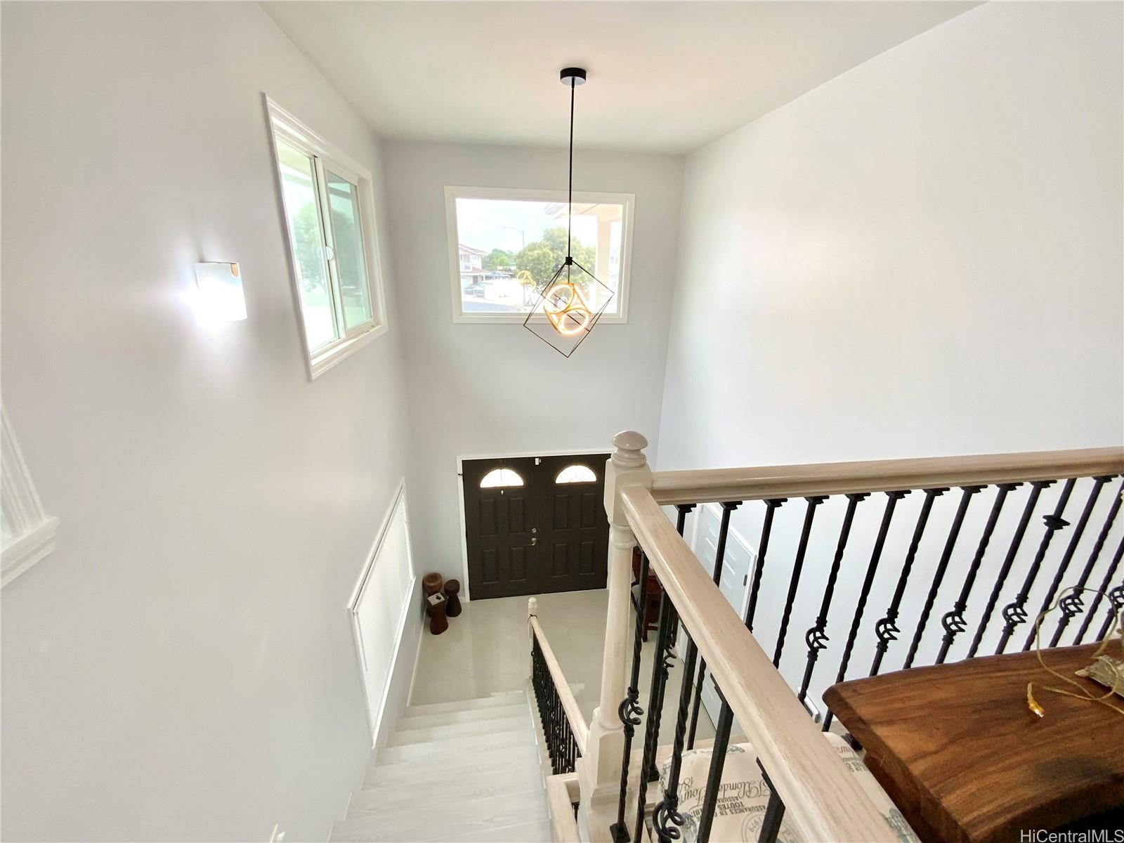 91-860  Ma Ke Kula Street Ewa Beach, Ewaplain home - photo 7 of 18