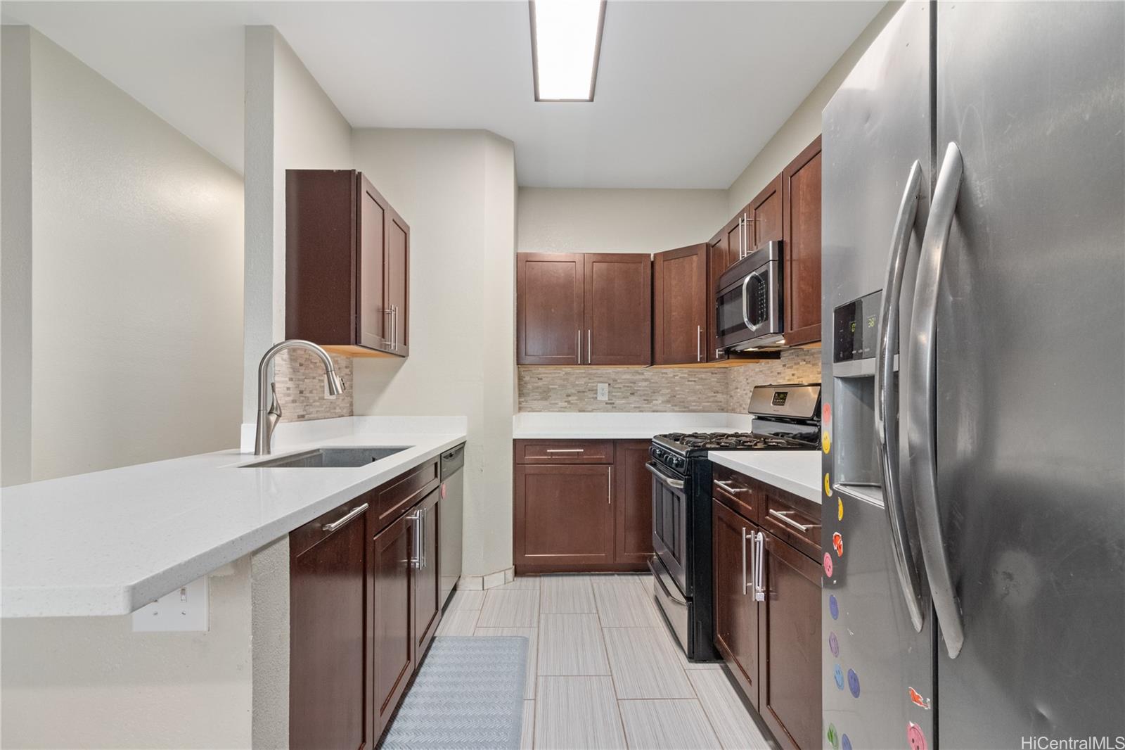 Ewa By Gentry townhouse # 7C, Ewa Beach, Hawaii - photo 2 of 11