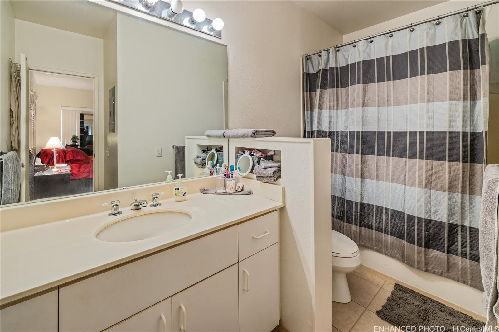 Palm Court condo # 6R, Ewa Beach, Hawaii - photo 5 of 14