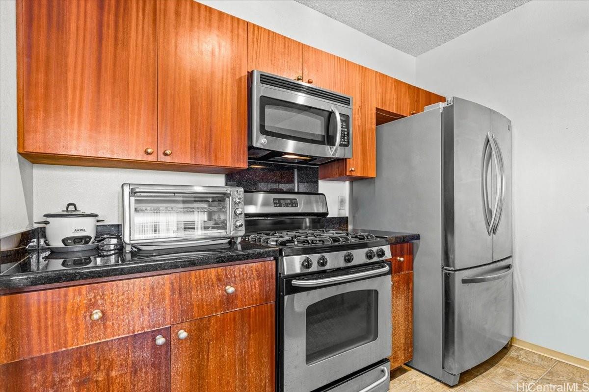 Palm Court condo # 6U, Ewa Beach, Hawaii - photo 14 of 25