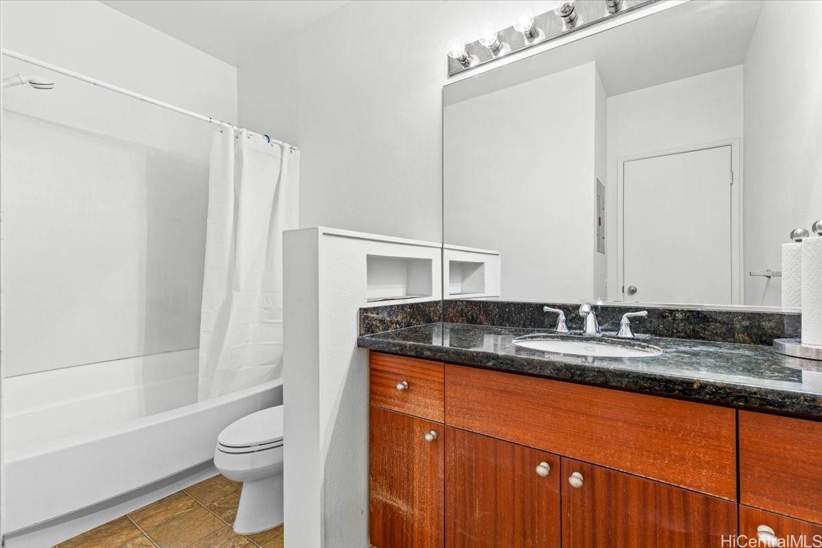 Palm Court condo # 6U, Ewa Beach, Hawaii - photo 24 of 25