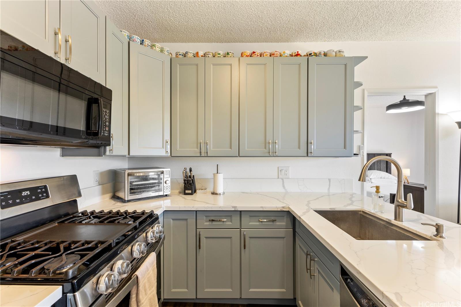 Palm Court condo # 5S, Ewa Beach, Hawaii - photo 8 of 22