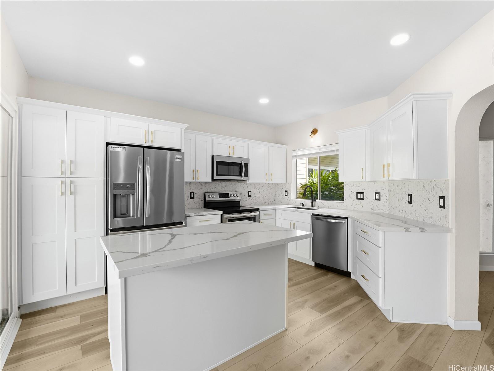 Ewa by Gentry townhouse # 42E, Ewa Beach, Hawaii - photo 2 of 25