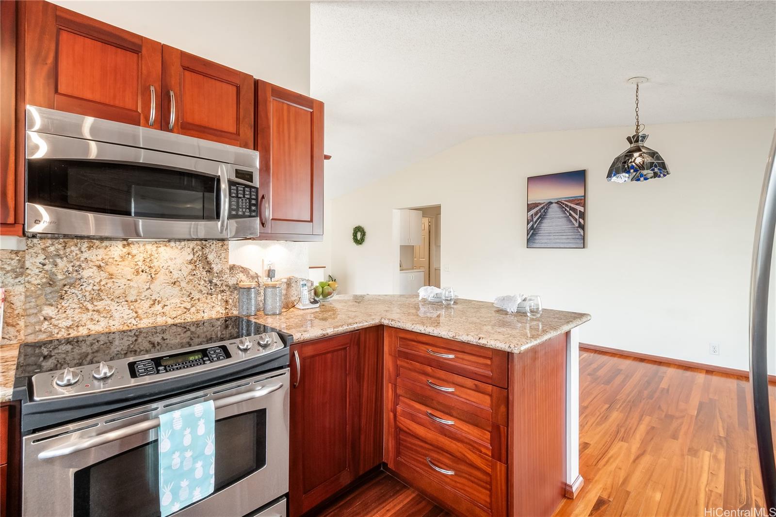 Ewa Gentry townhouse # 37C, Ewa Beach, Hawaii - photo 4 of 25