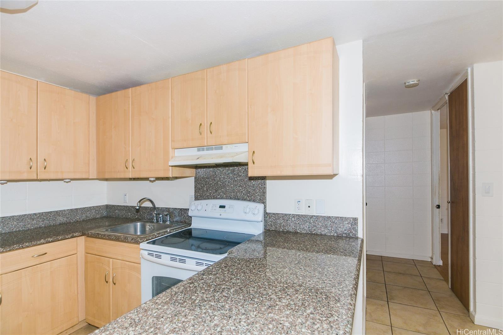 Bishop Manor condo # 22, Honolulu, Hawaii - photo 24 of 25