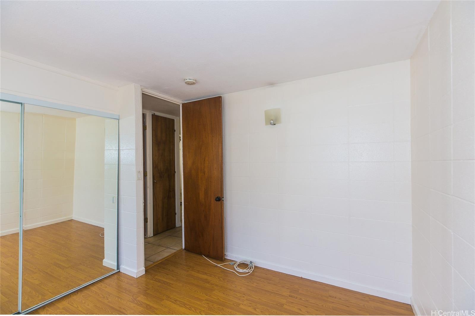 Bishop Manor condo # 22, Honolulu, Hawaii - photo 7 of 25